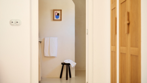 Bathroom of the Family Deluxe room at Hotel Petunia Ibiza