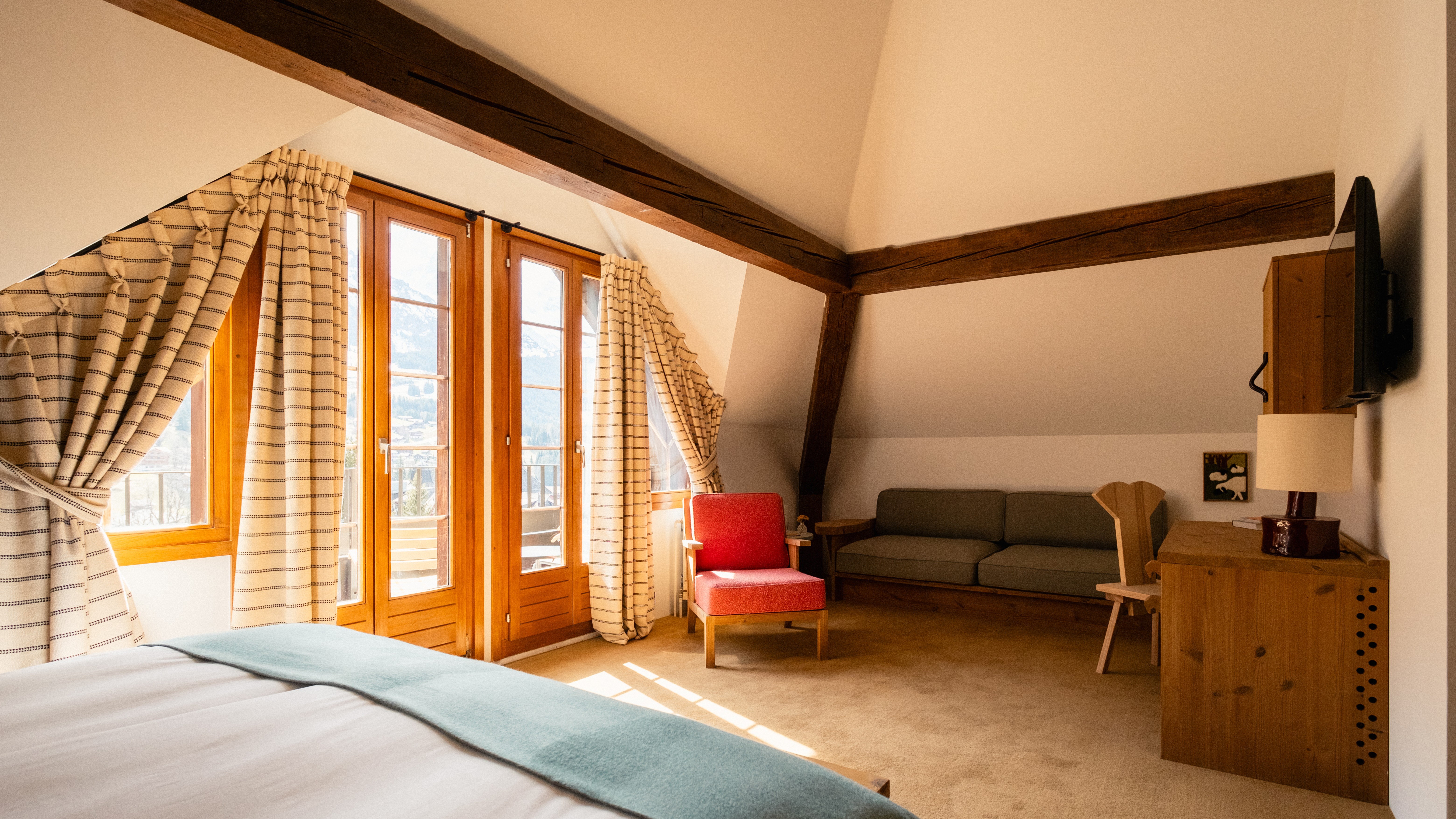 SUITE JUNIOR FAMILIALE MANSARDÉE