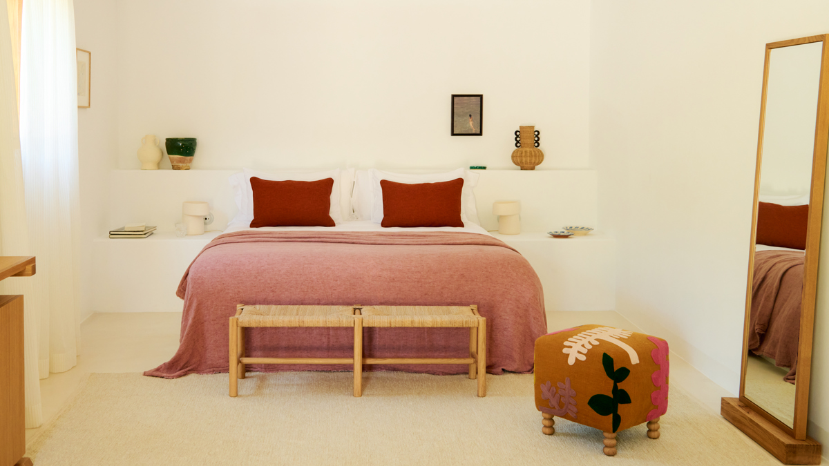 Double bedroom of the Family Deluxe room at Hotel Petunia Ibiza