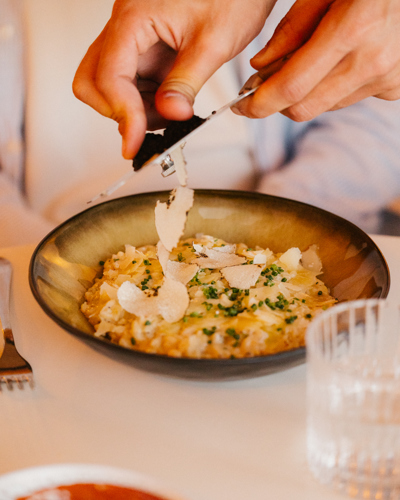 Cuisine provençale raffinée, à savourer dans les hôtels Beaumier de Provence et de la Côte d’Azur.