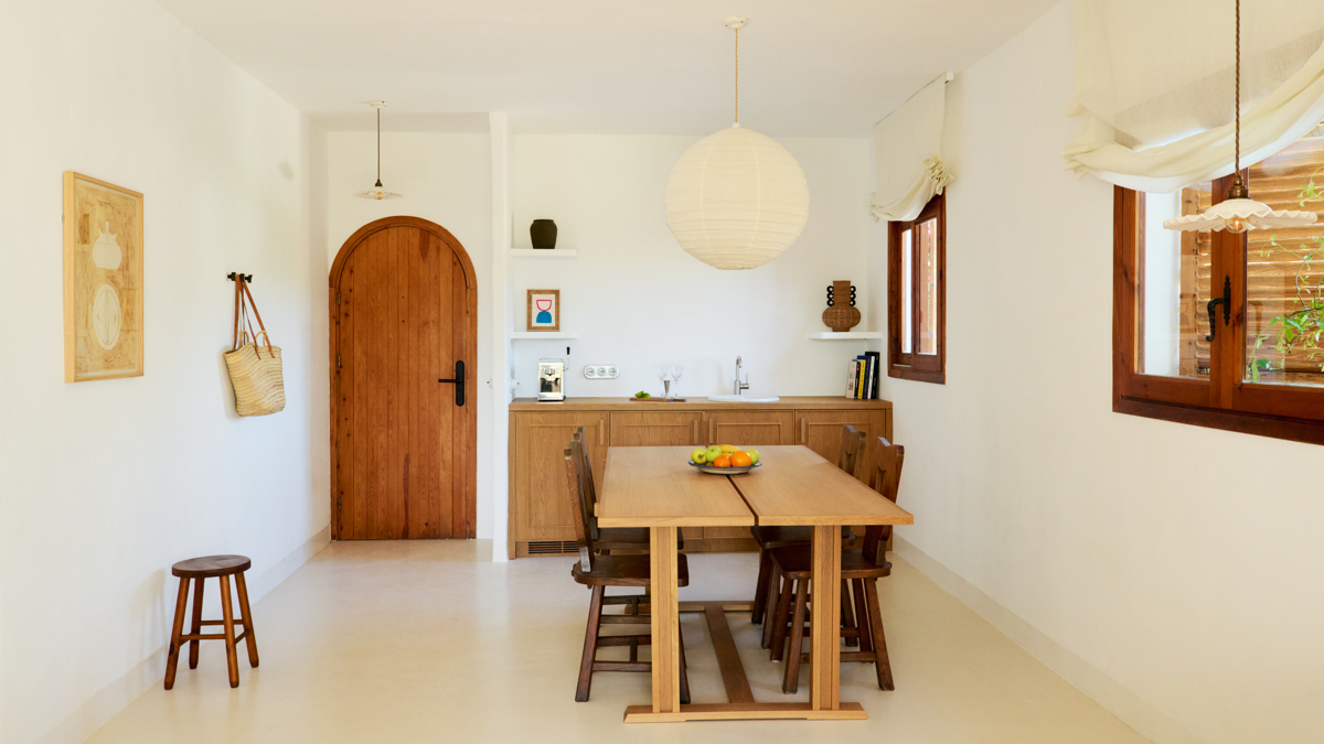 Living room of the Hibiscus Suite at Hotel Petunia Ibiza