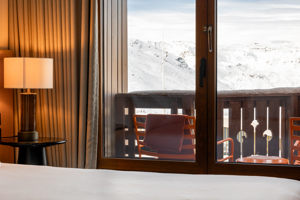 Privater Balkon mit Blick auf die Skipisten in Val Thorens.