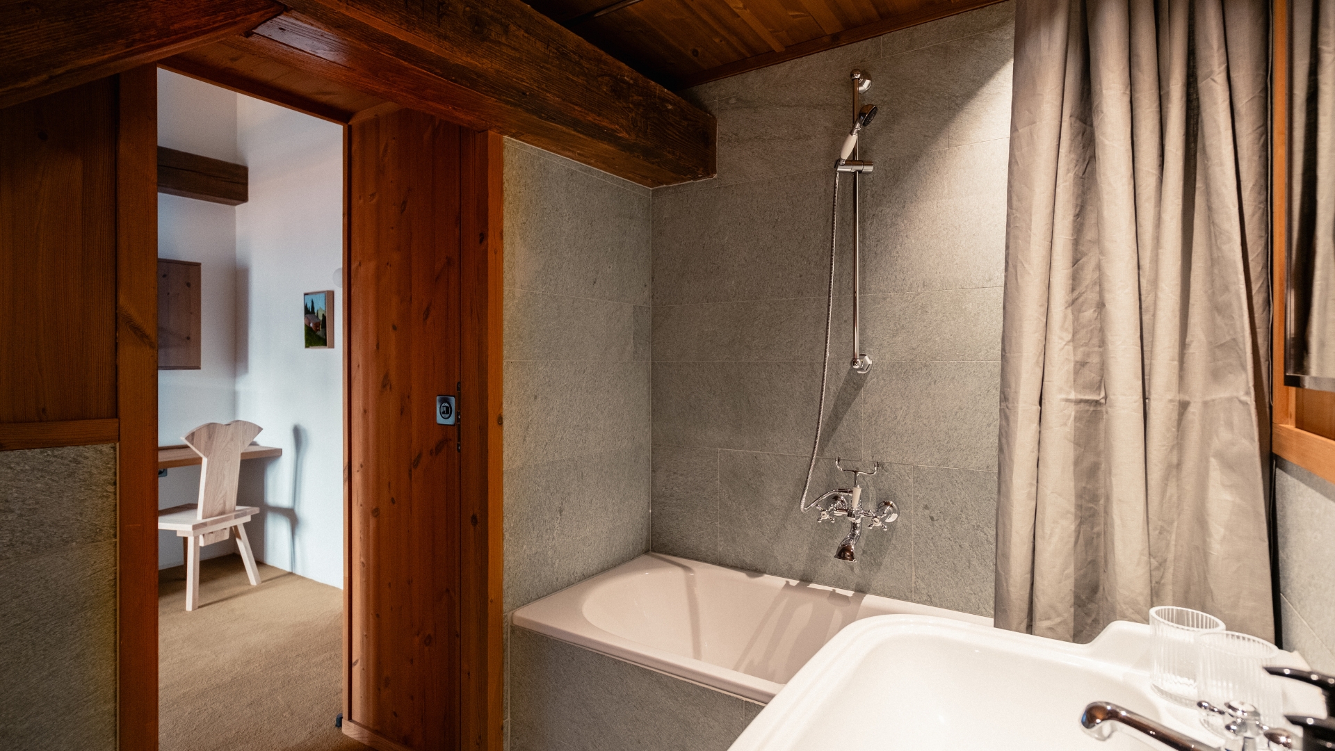 Chambre supérieure attic vue Jungfrau