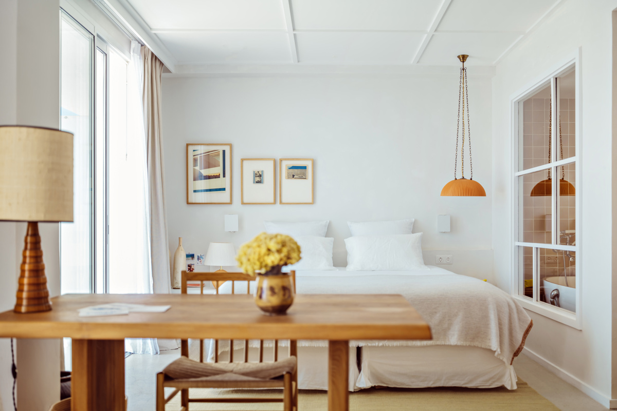 Bed and table